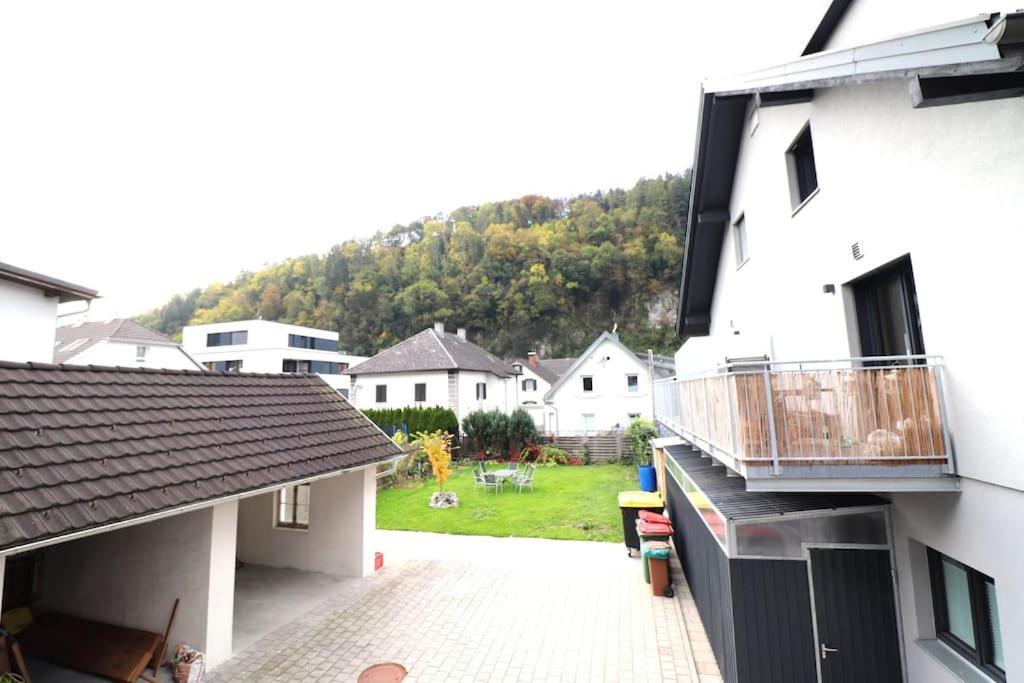 Schickes Zimmer Mit Top-Ausstattung In Idealer Lage Feldkirch Extérieur photo