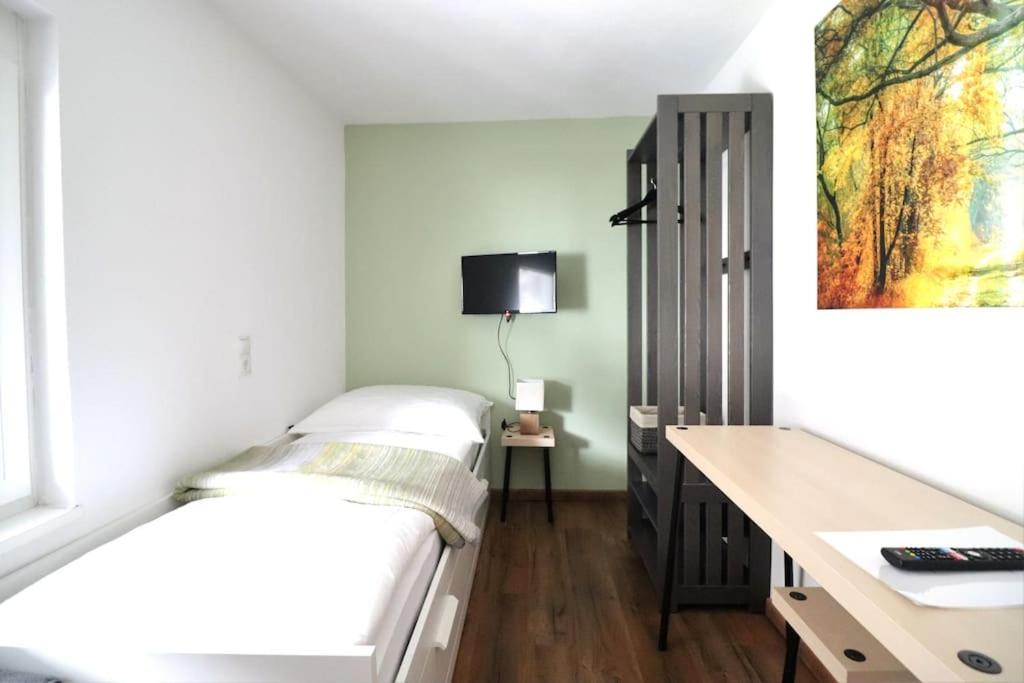 Schickes Zimmer Mit Top-Ausstattung In Idealer Lage Feldkirch Extérieur photo